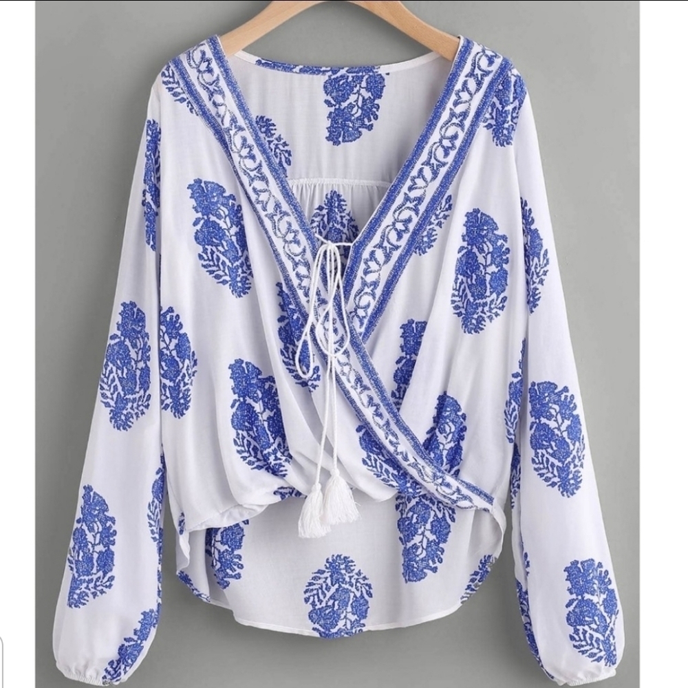 NWT Blue White Boho Floral Wrap Blouse Tie Front Top S